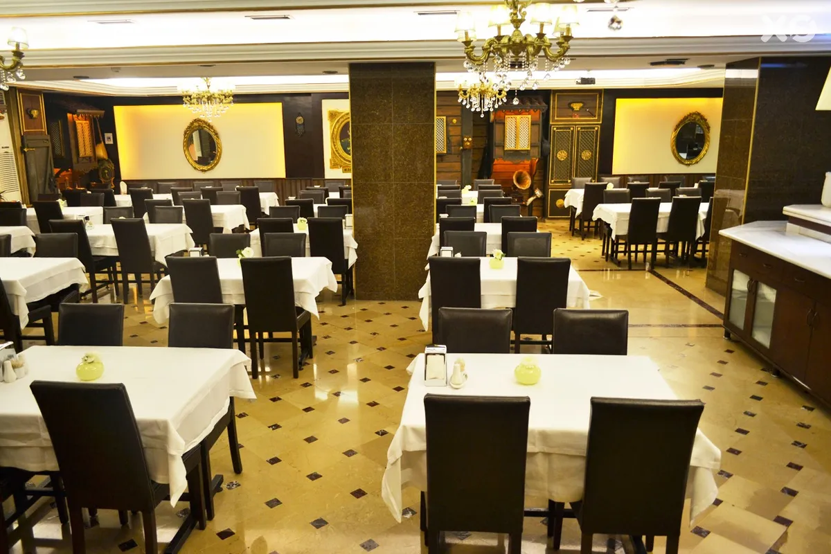 Grand Ant Hotel