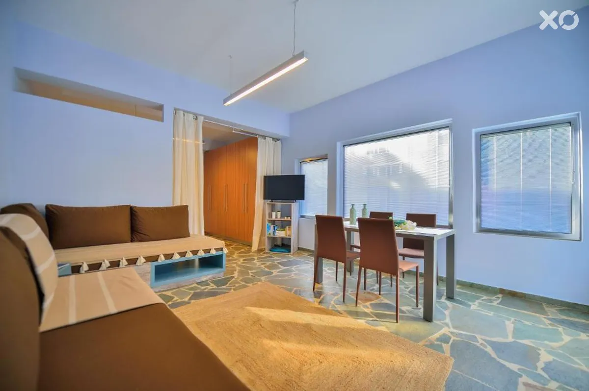 Peli Hotel