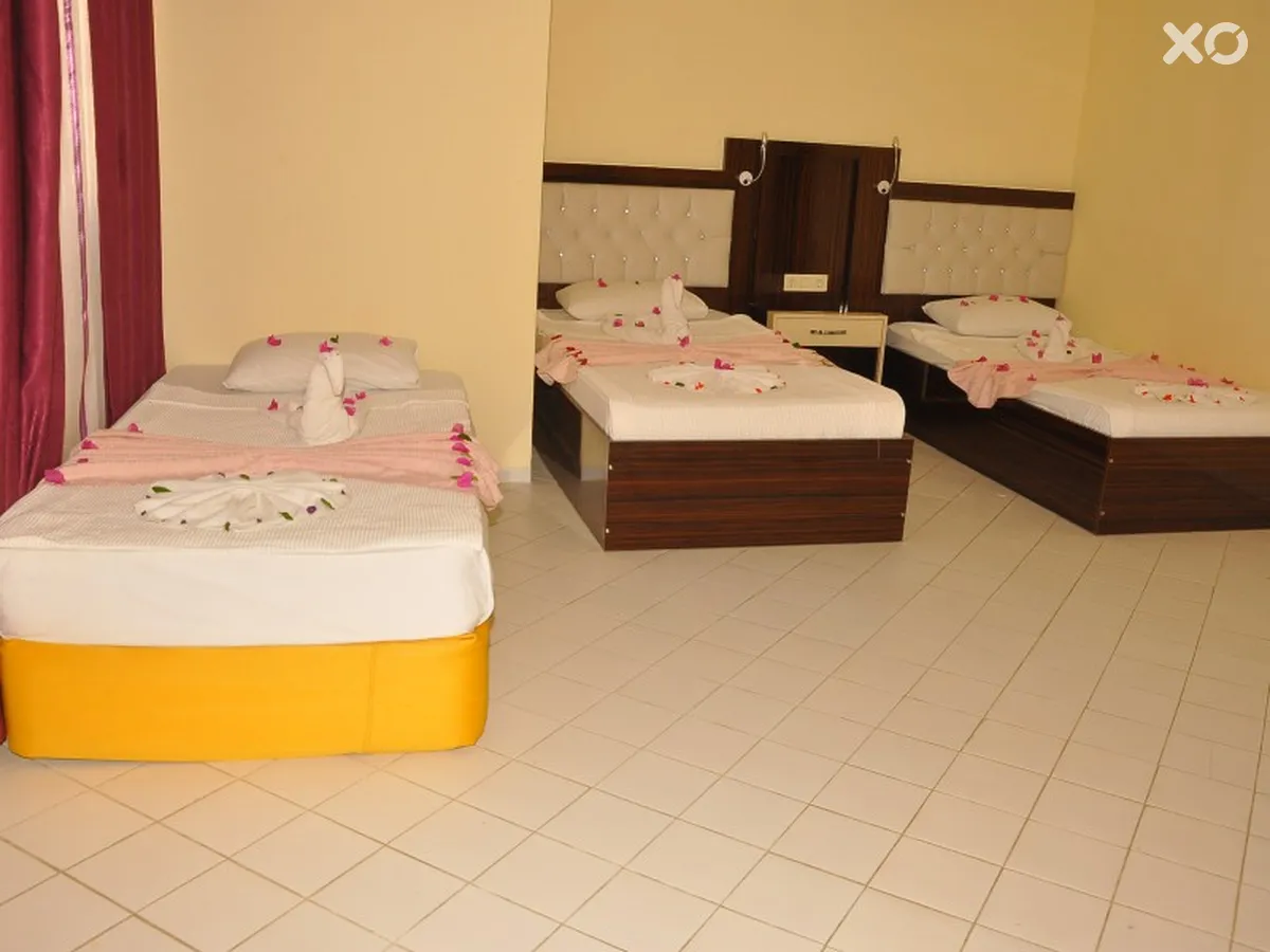 Side World Star Hotel