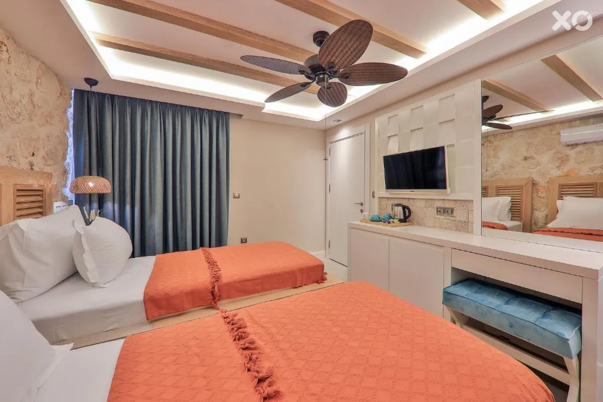Kalkan Saray Suites Hotel