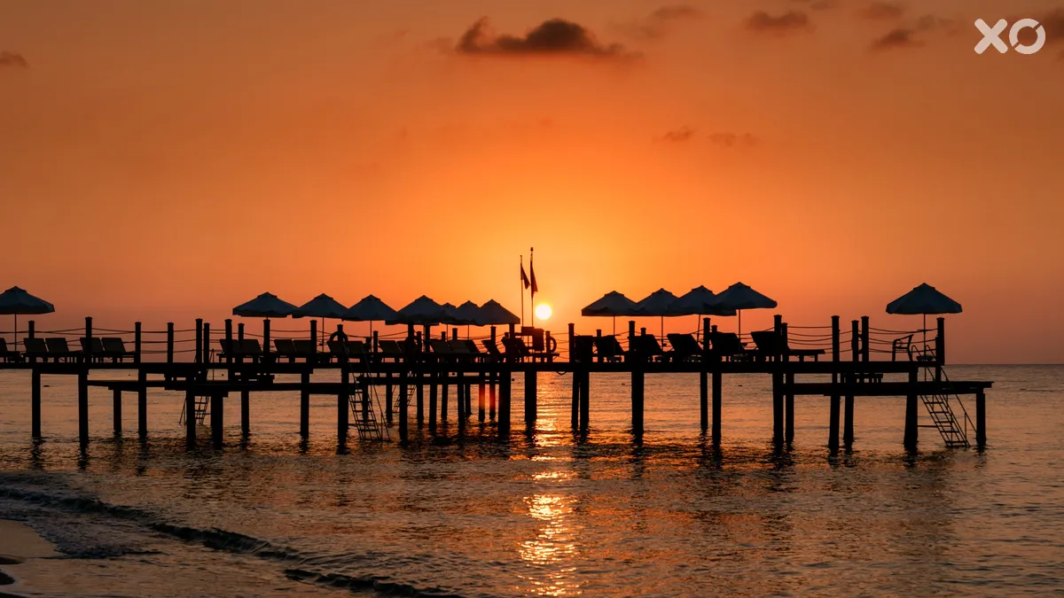 Seven Seas Hotel Life