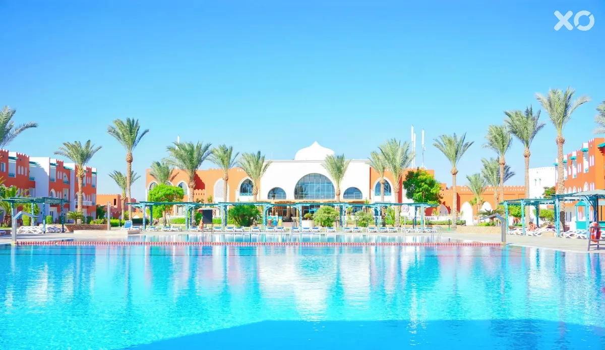 Sunrise Select Garden Beach Resort & Spa