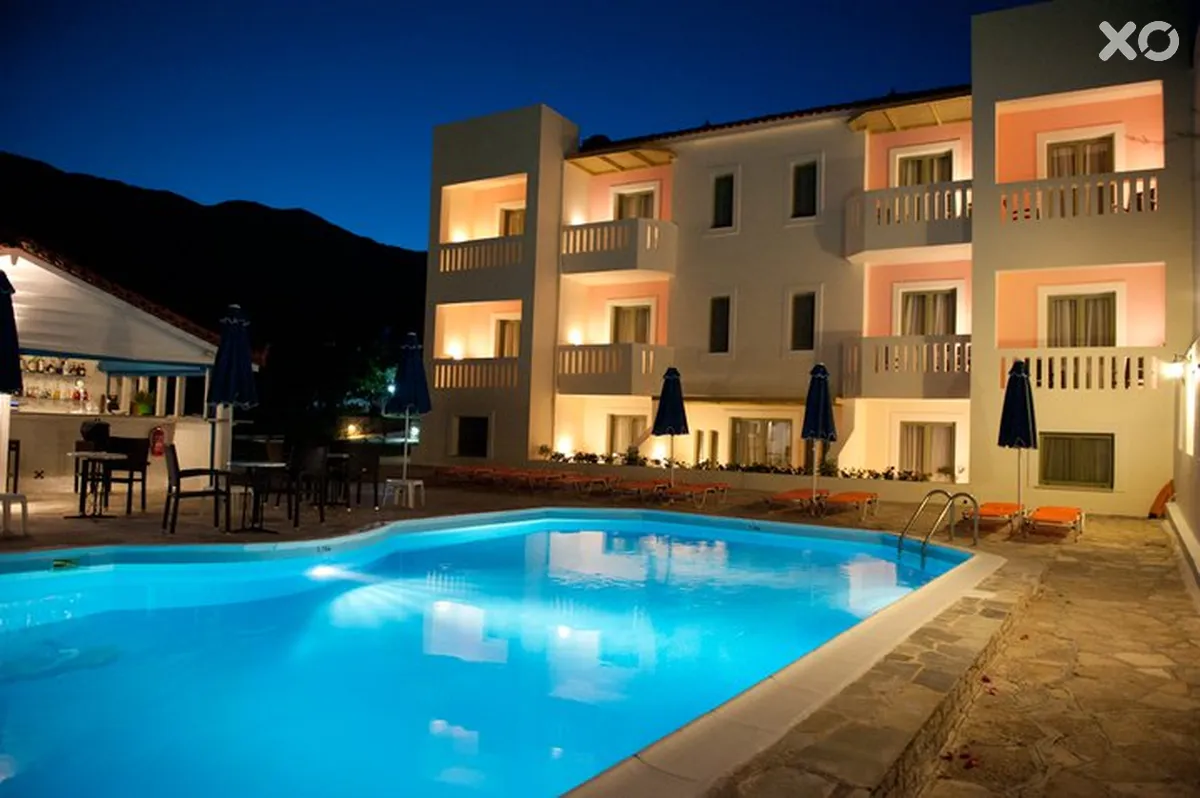 Aphrodite Hotel & Suites