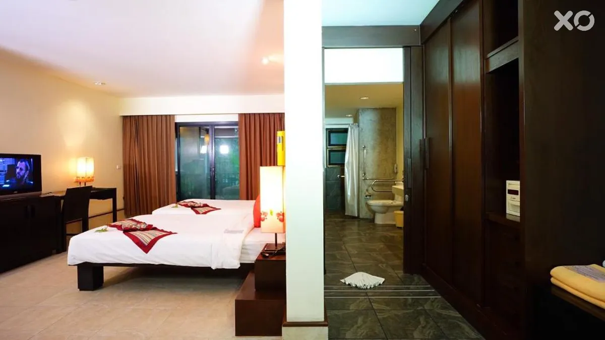 Baan Khao Lak Beach Resort