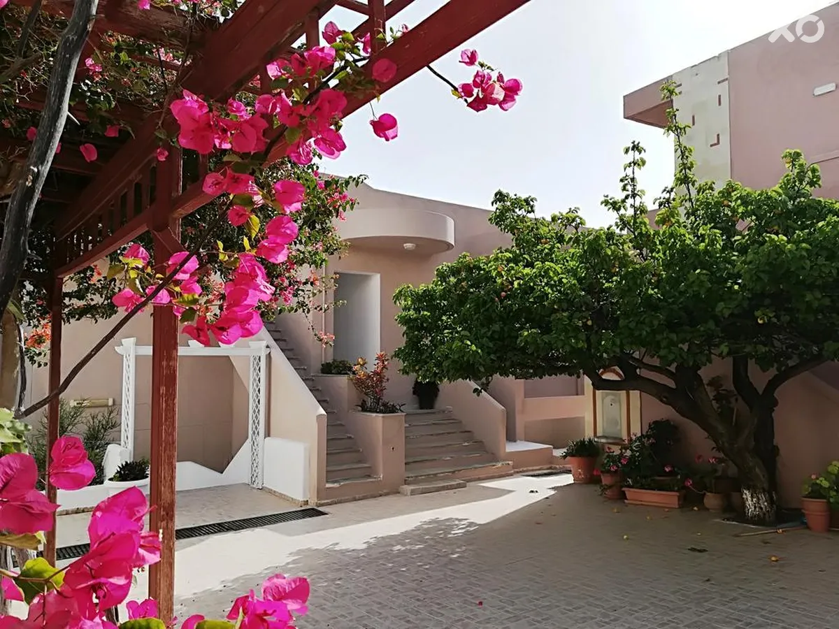 Evina Room & Villas