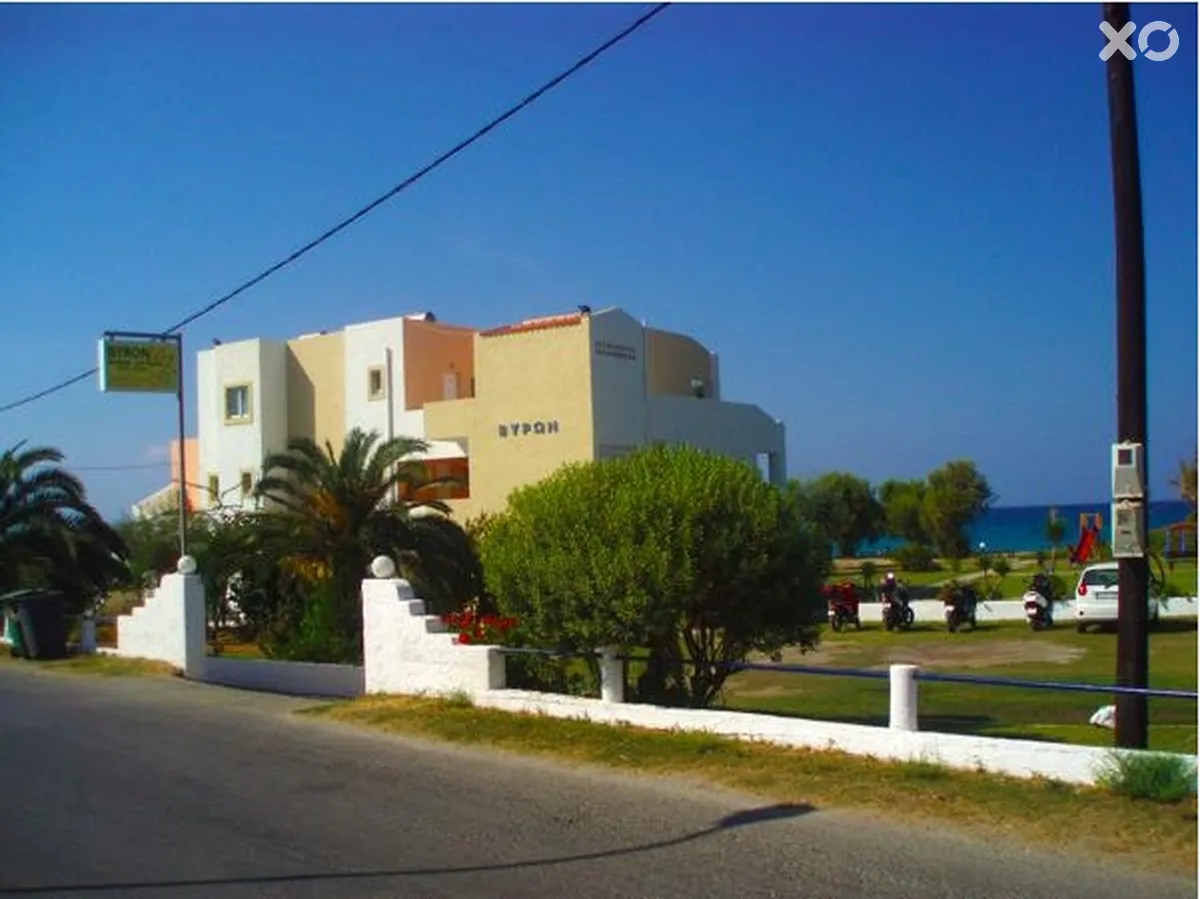 Byron Apartments