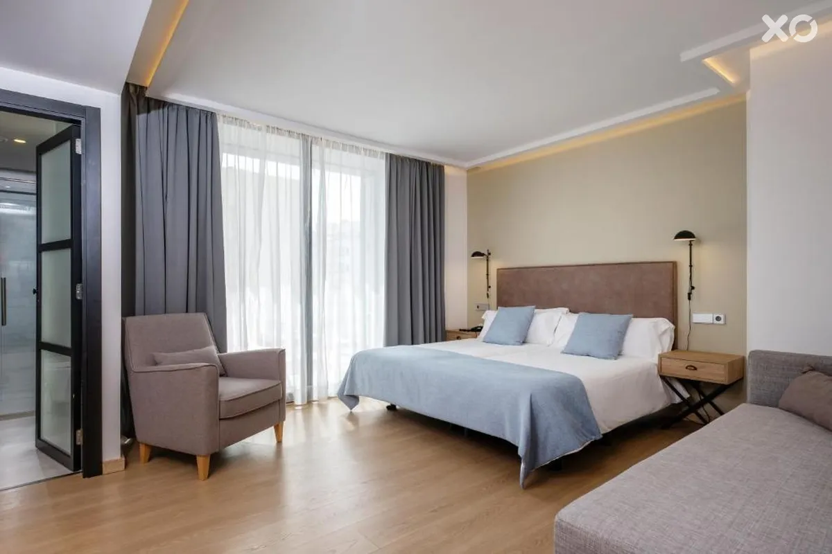 Kyrat Amarac Suites