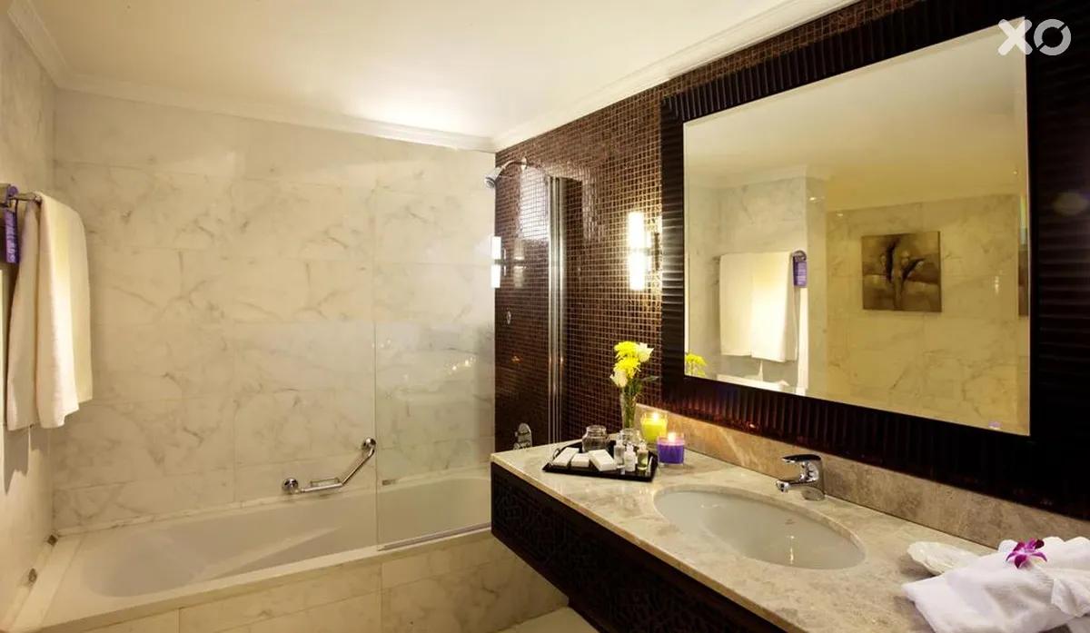 Carlton Tower Hotel