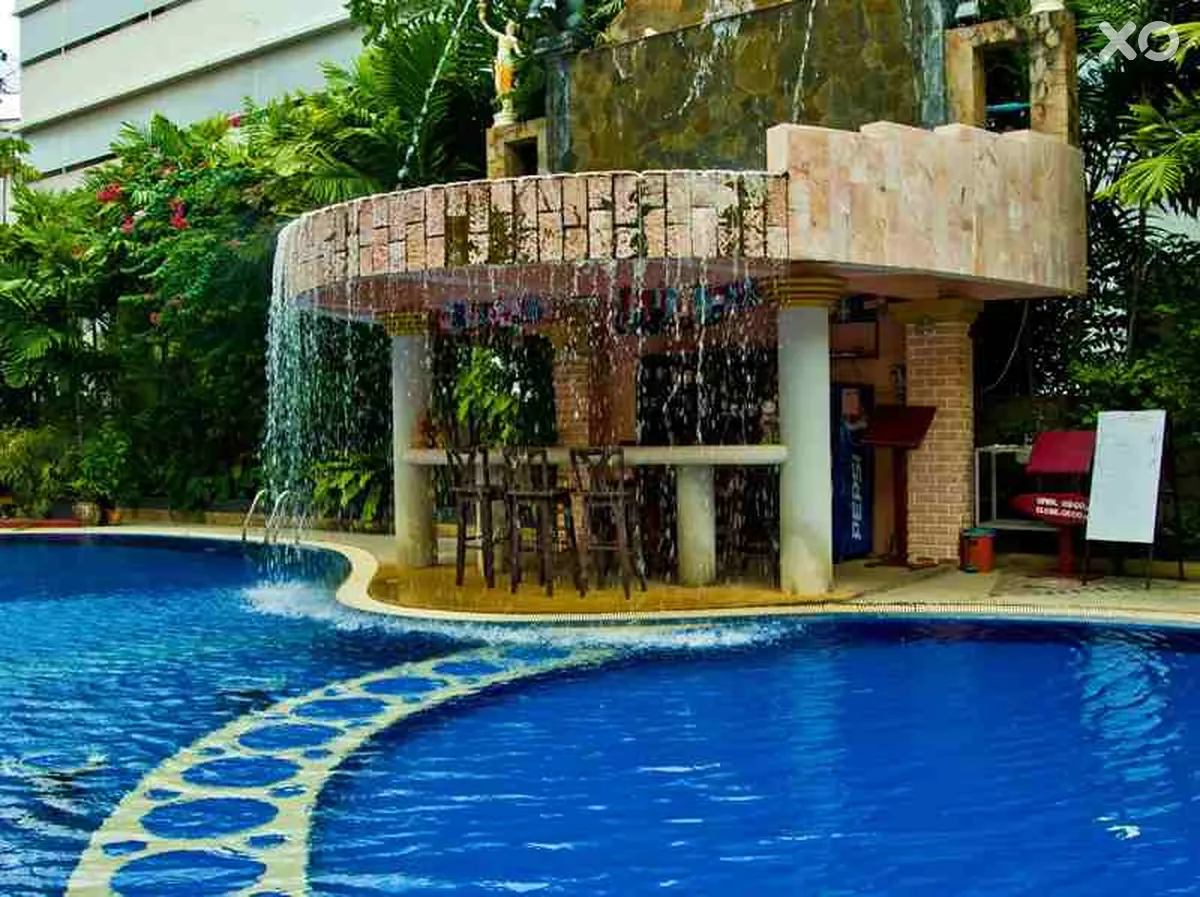 Tony Resort