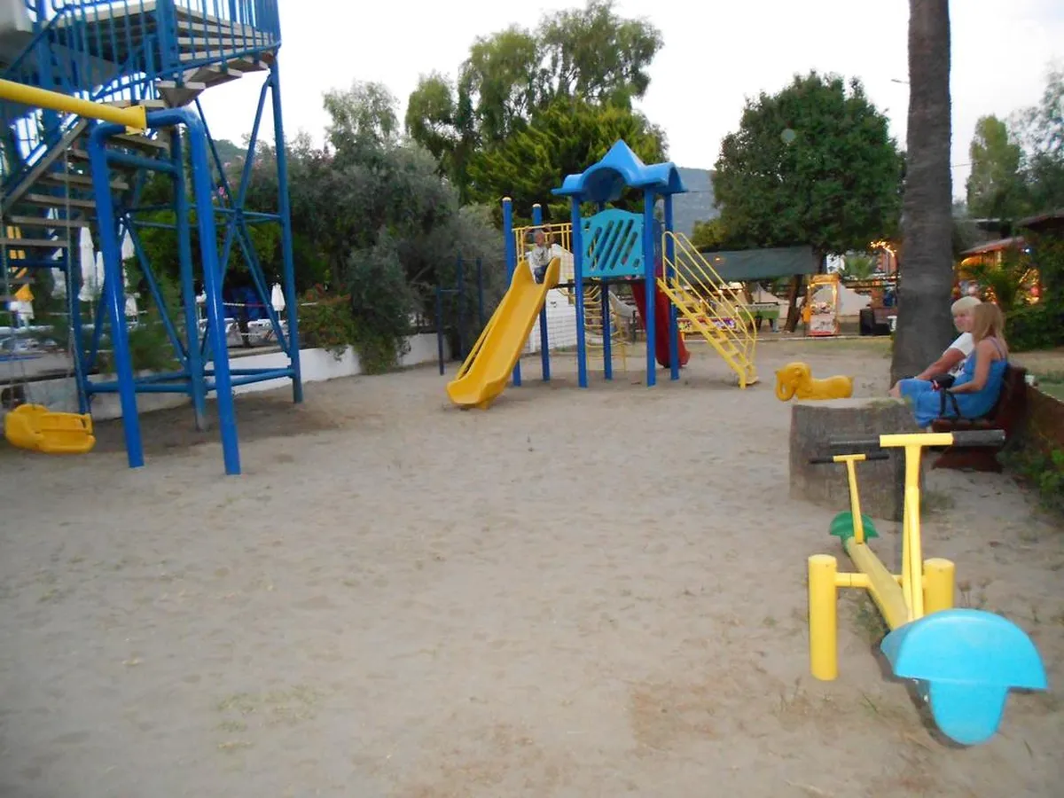 Pigale Family Club