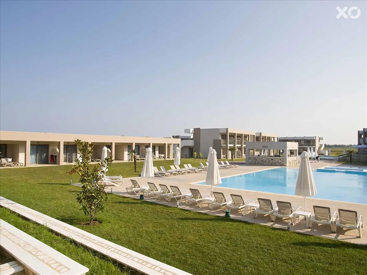 Alea Hotel & Suites