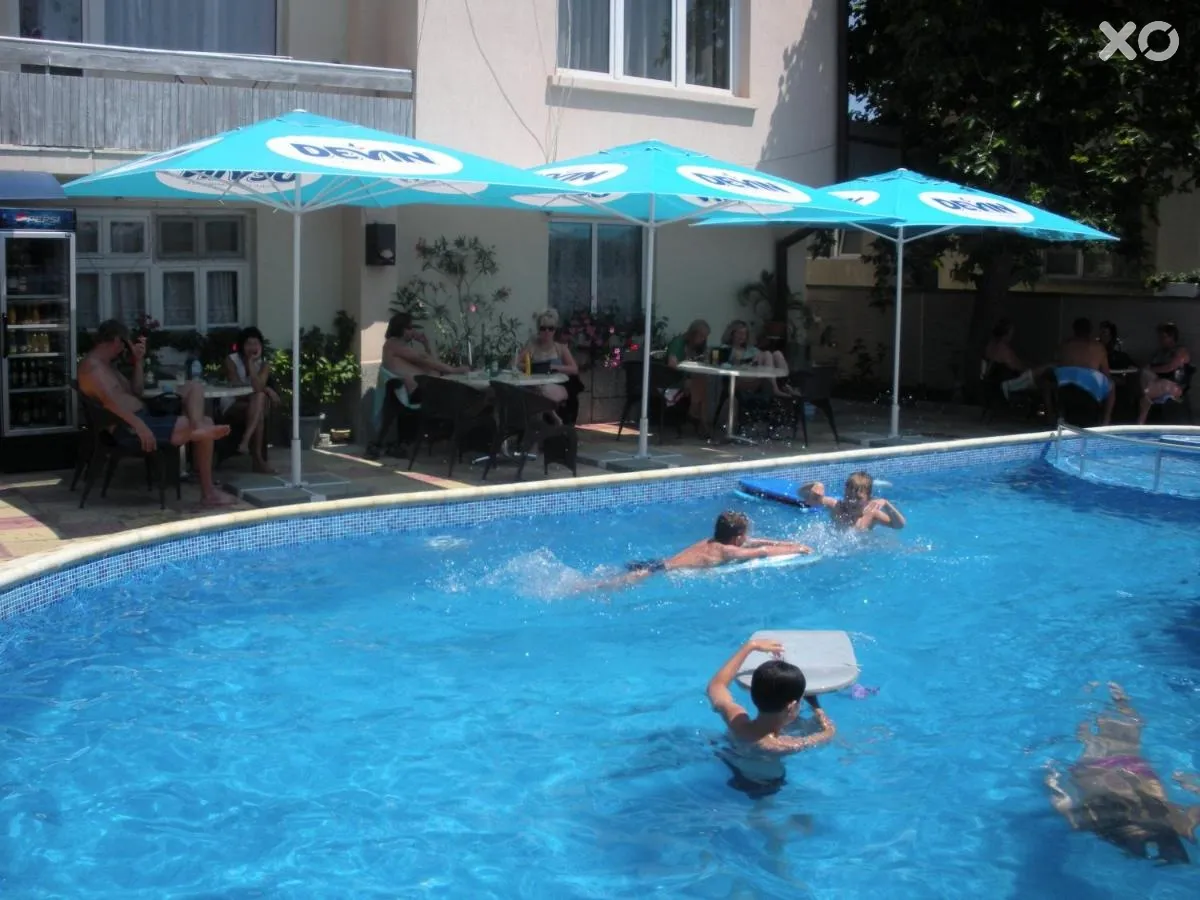 Peshev Hotel