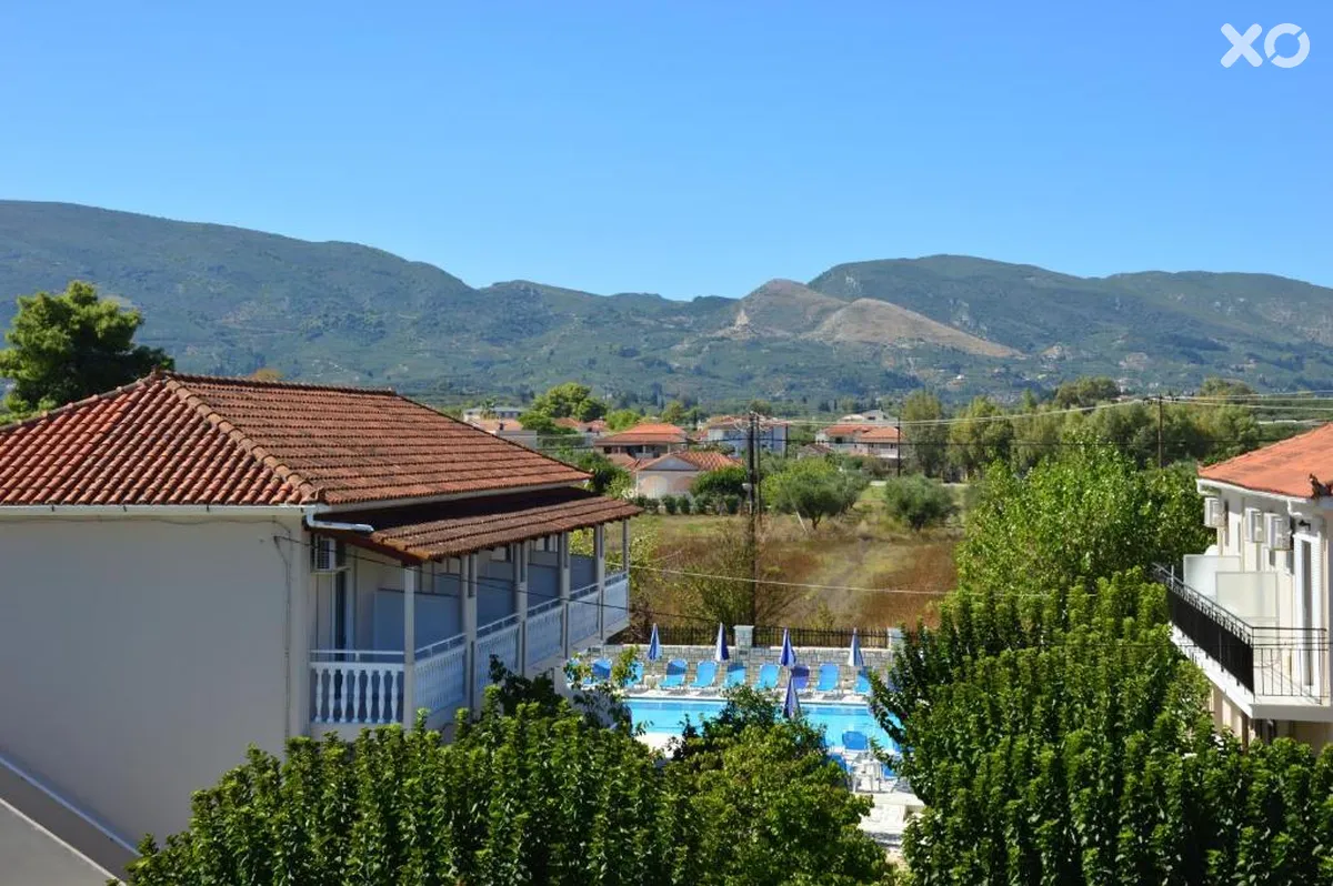 Tassia Hotel
