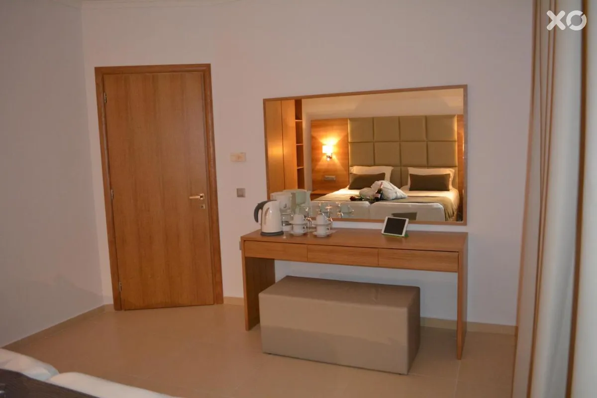 Aegean Blu Hotel & Apartments