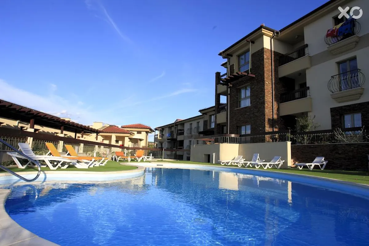 Blue Waves Resort