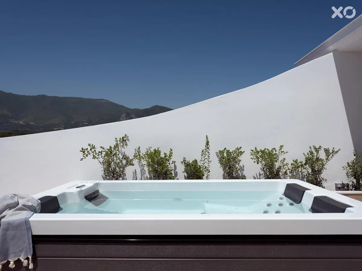 Letsos Hotel
