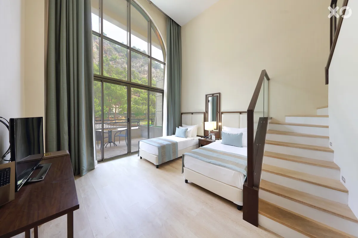 Juju Premier Palace