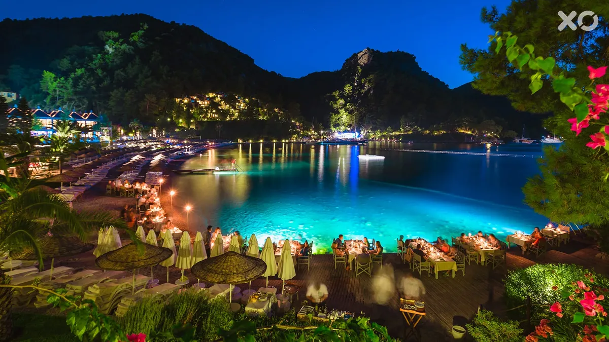 Hillside Beach Club