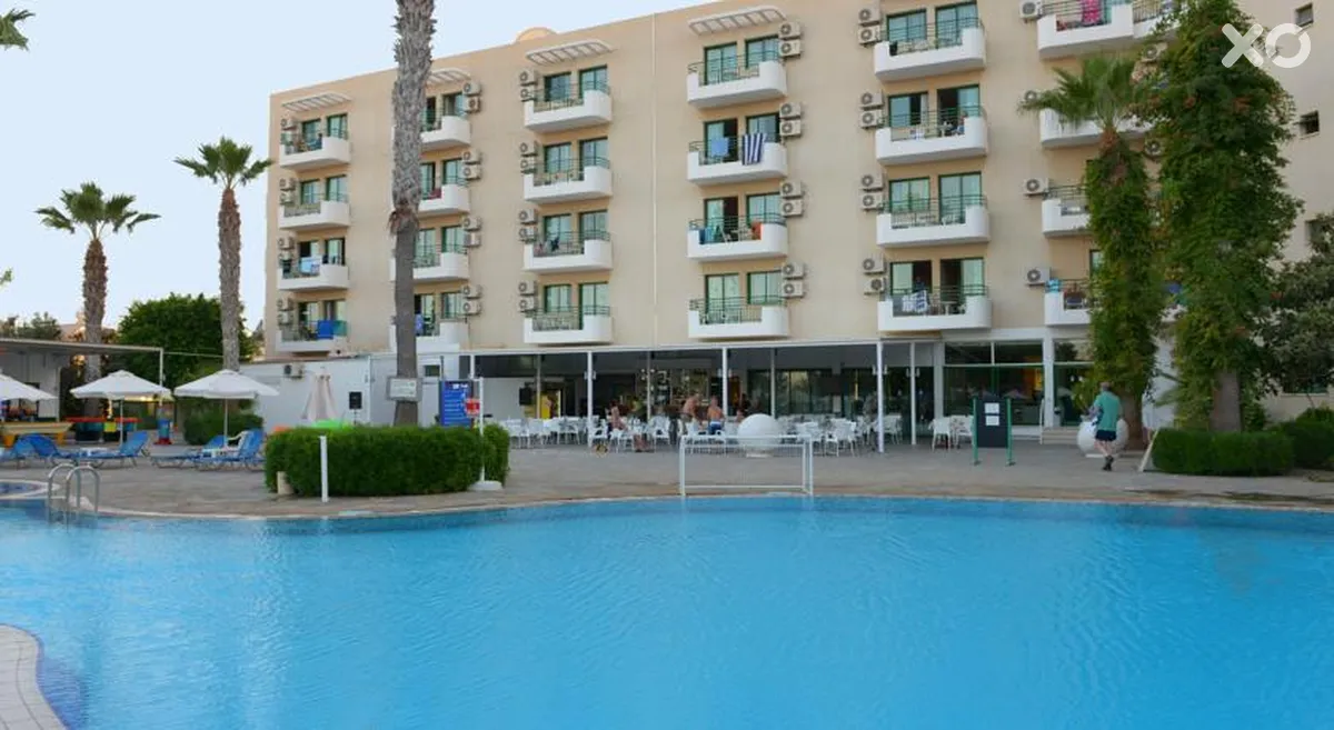 Artemis Hotel Apartments