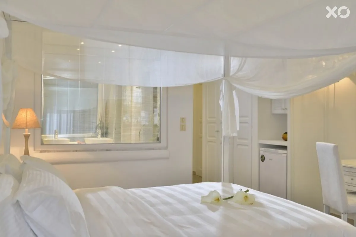 Petinos Hotel