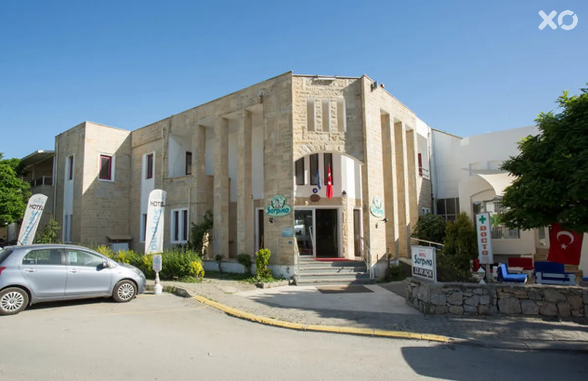 Serpina Hotel