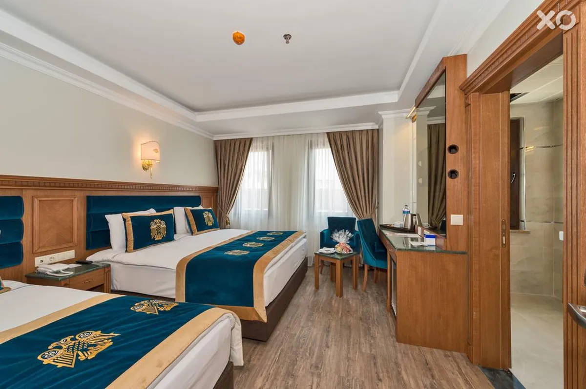 The Byzantium Hotel & Suites