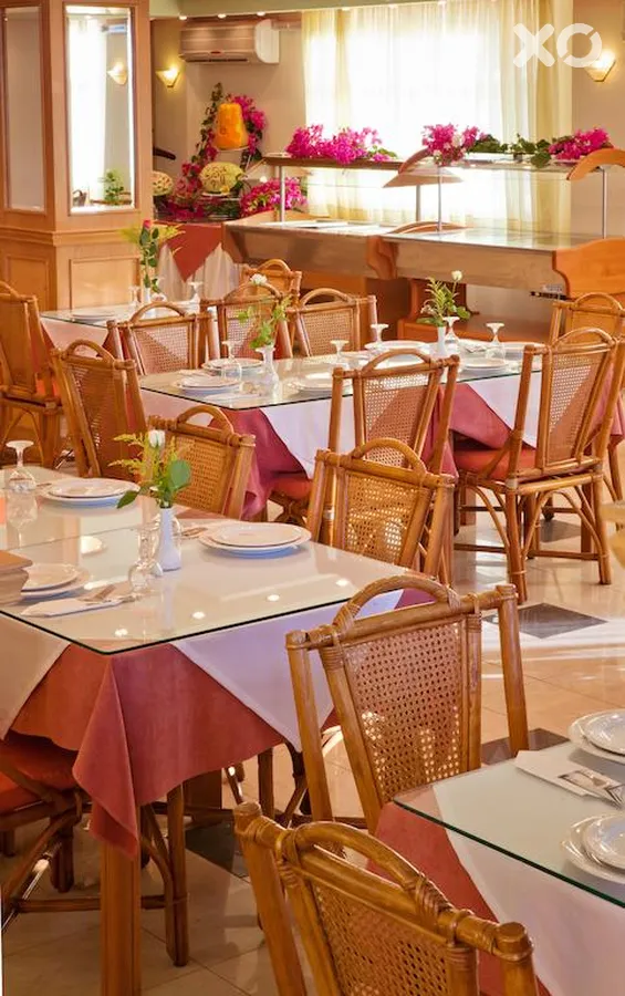 Dedalos Beach Hotel