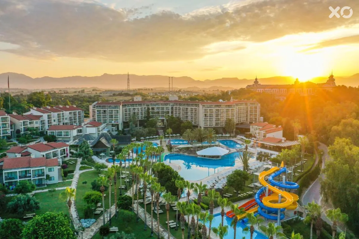Arum Barut Collection