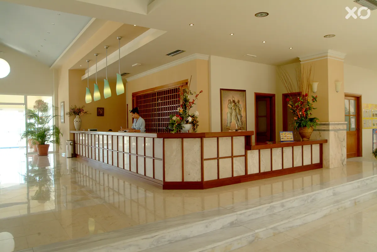 Zorbas Beach Hotel