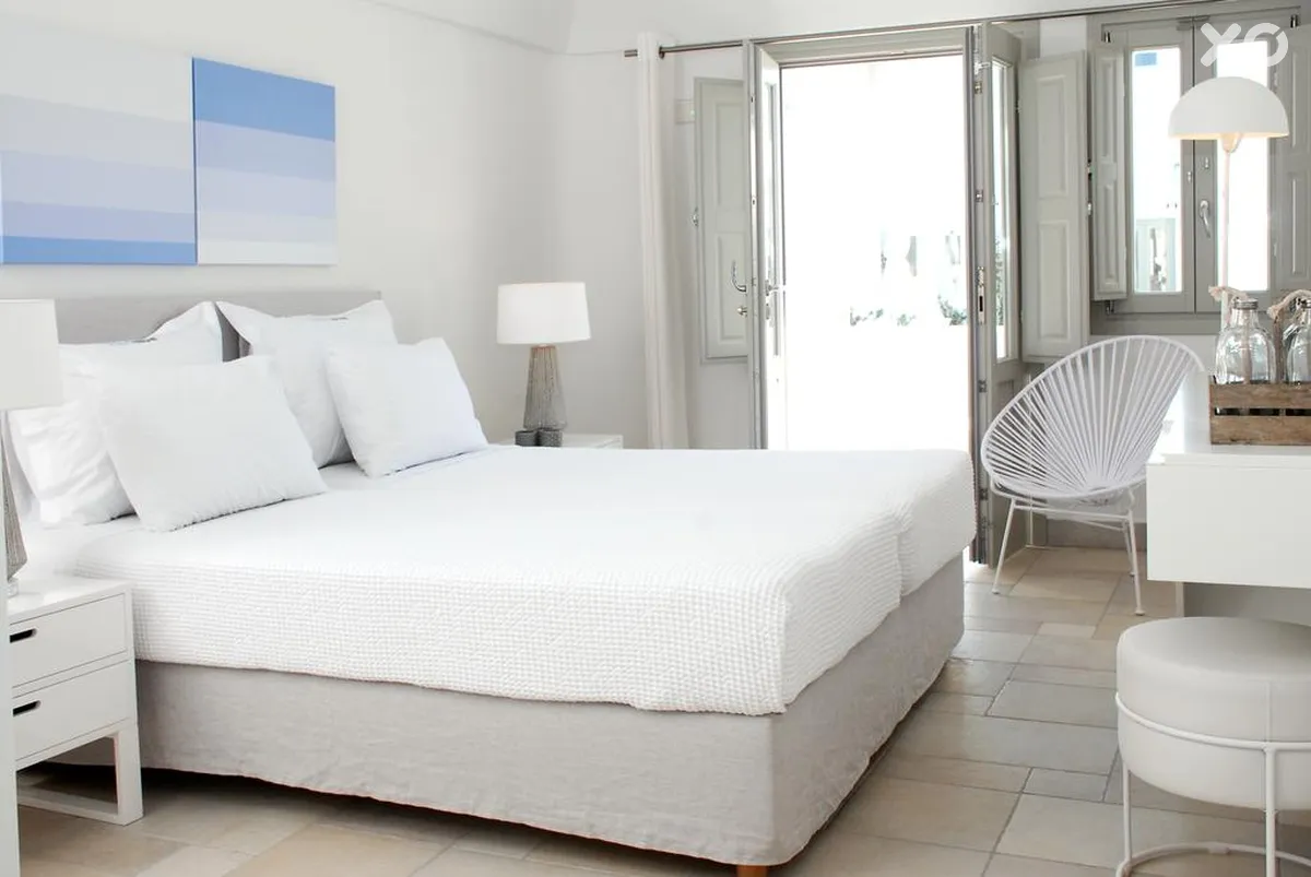 Aqua Blue Hotel