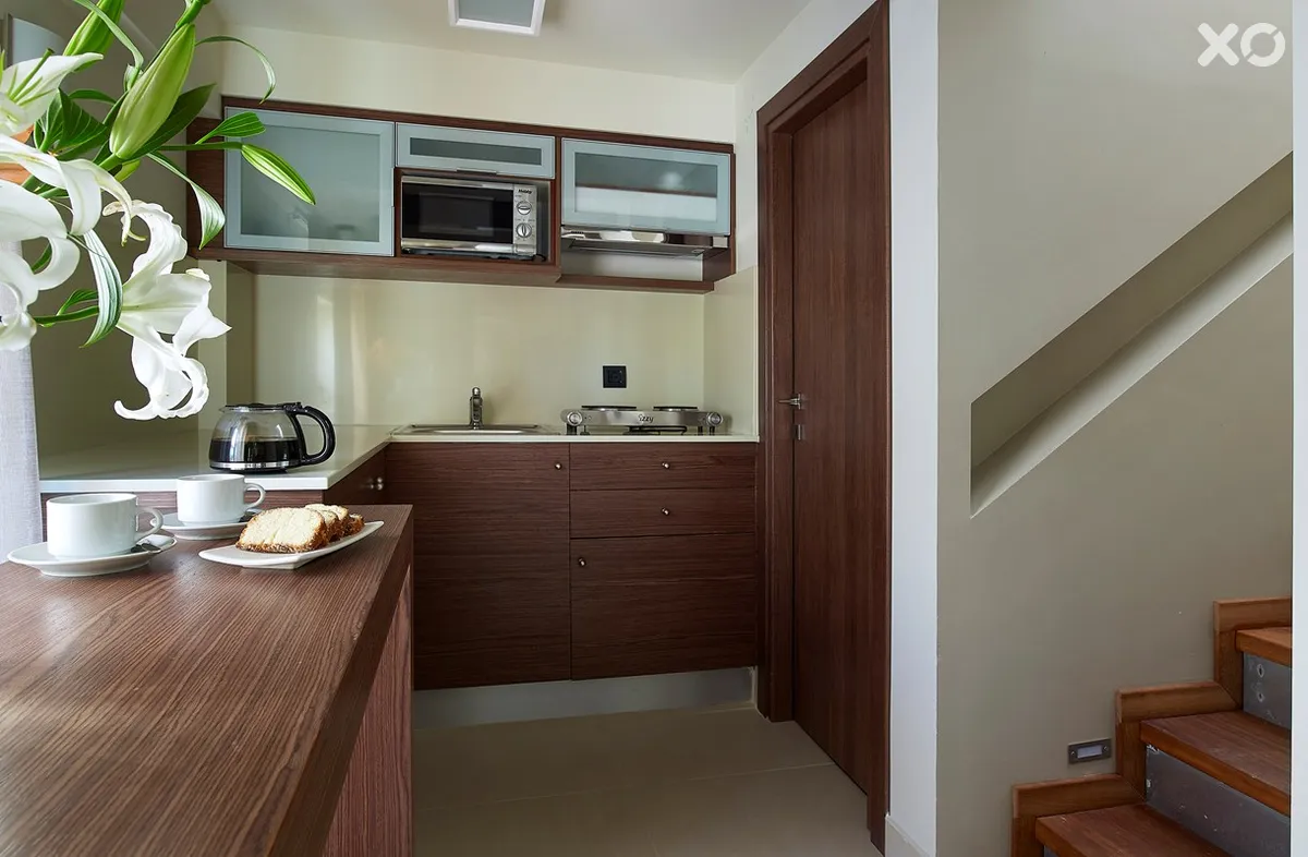 Elotis Suites Hotel