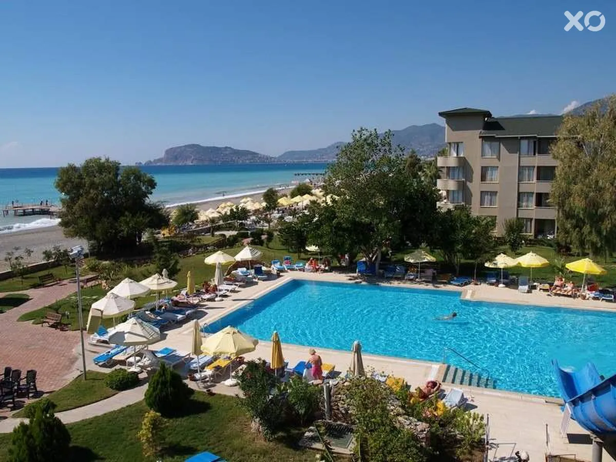 Taluyka Sunset Beach Hotel