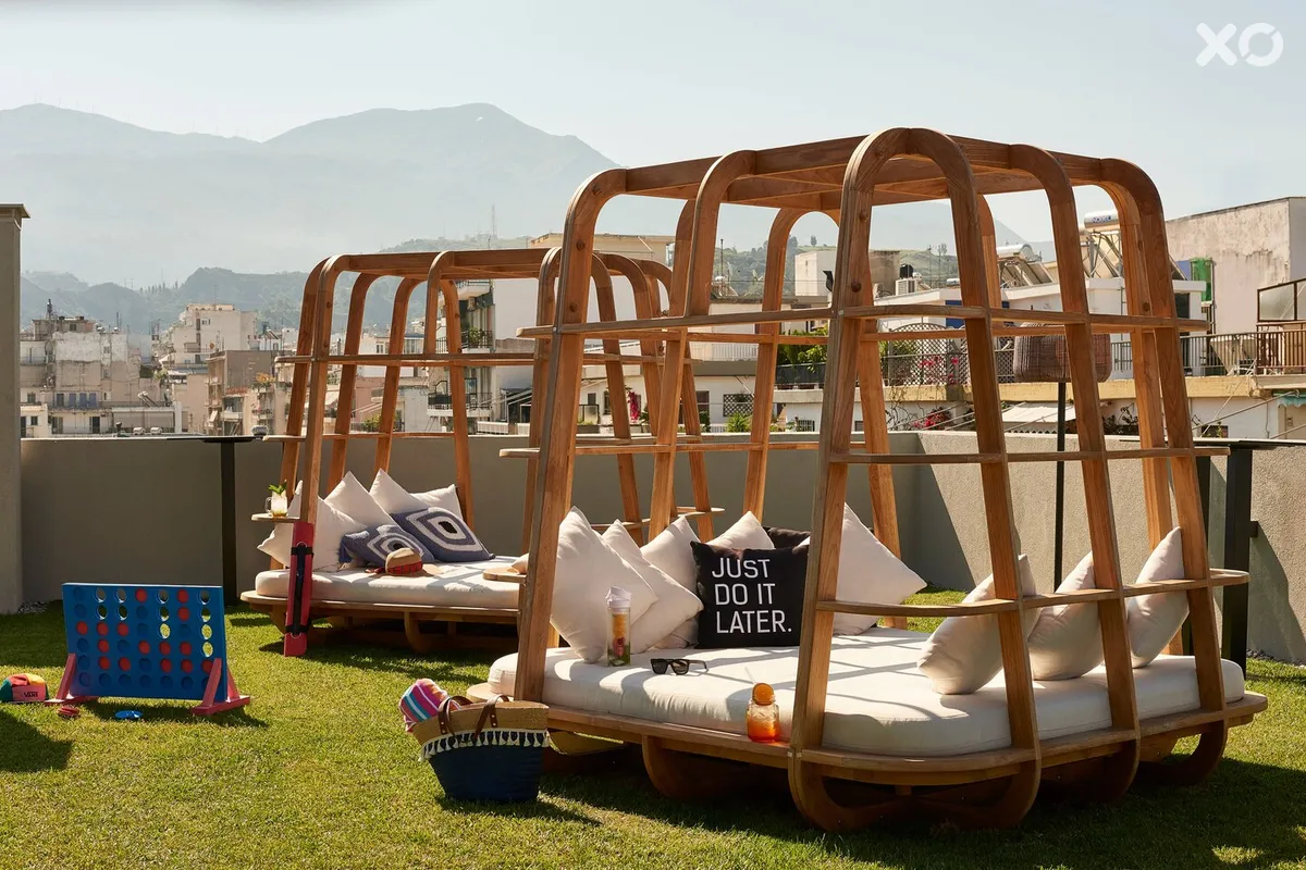 Moxy Patra Marina