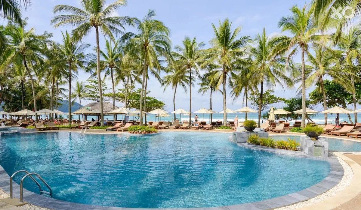Katathani Phuket Beach Resort