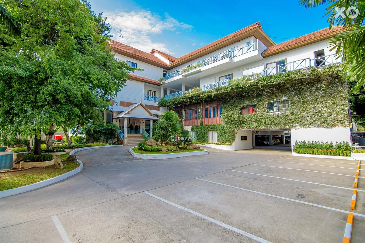 Chom View Hotel