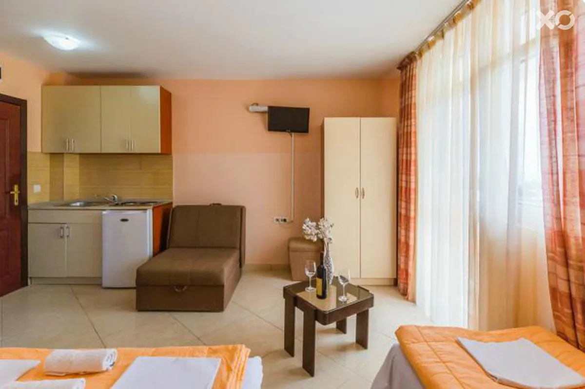 Lara Apartments
