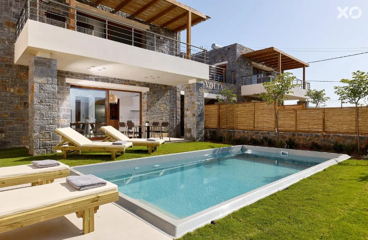 Volta Suites & Villas