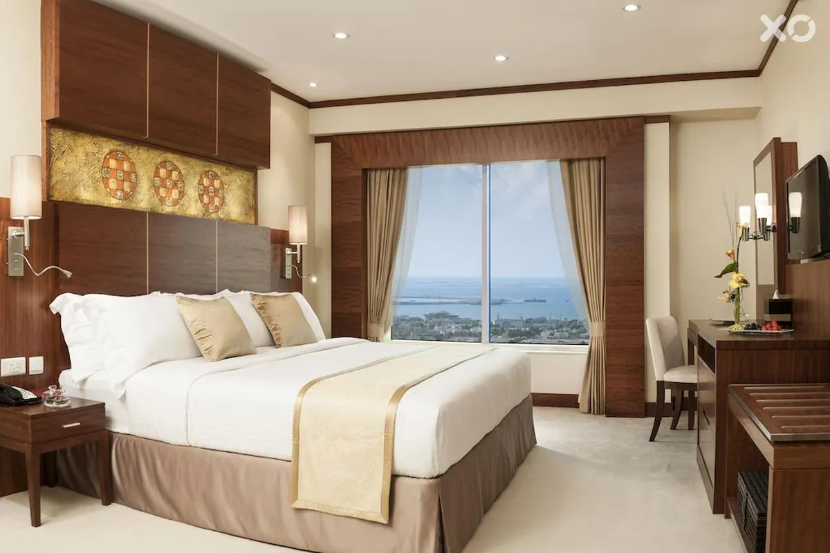 Carlton Downtown Hotel