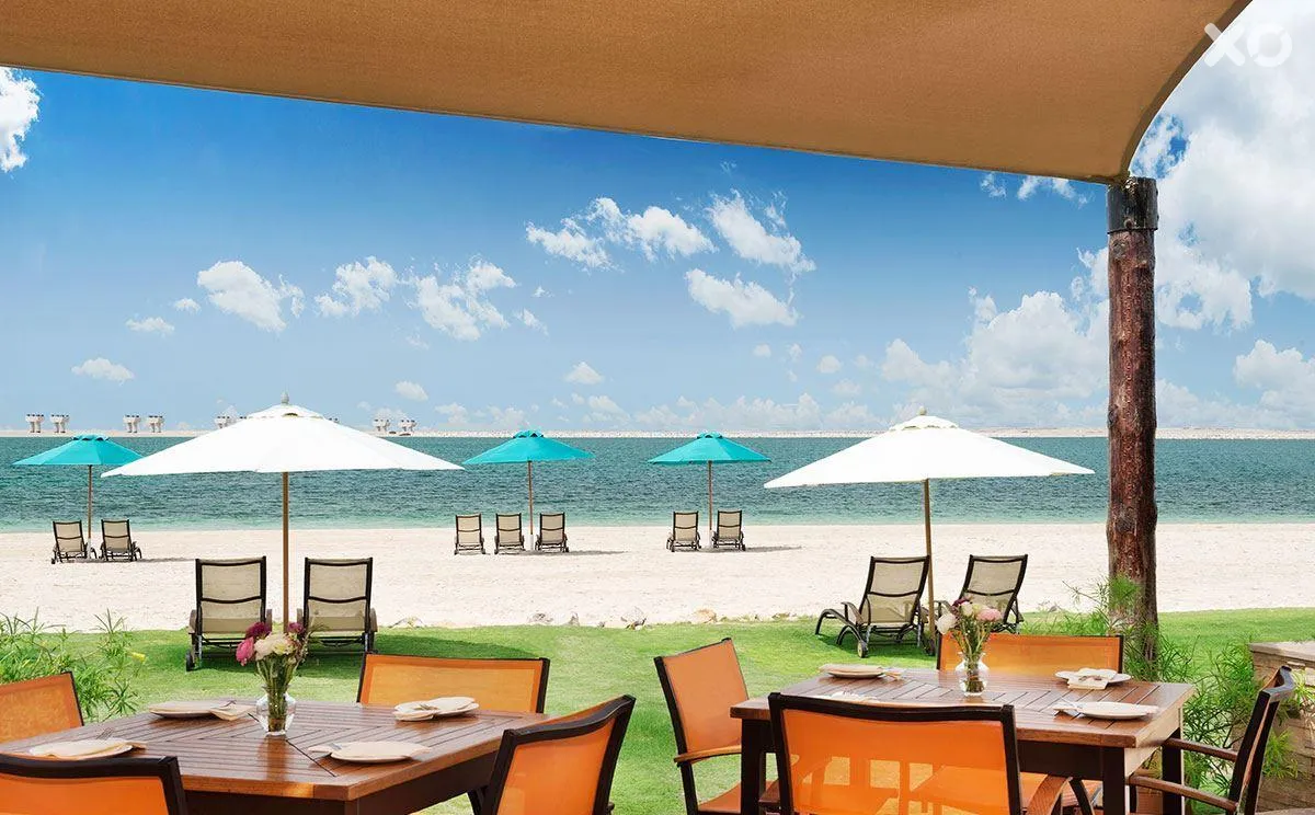 JA Palm Tree Court