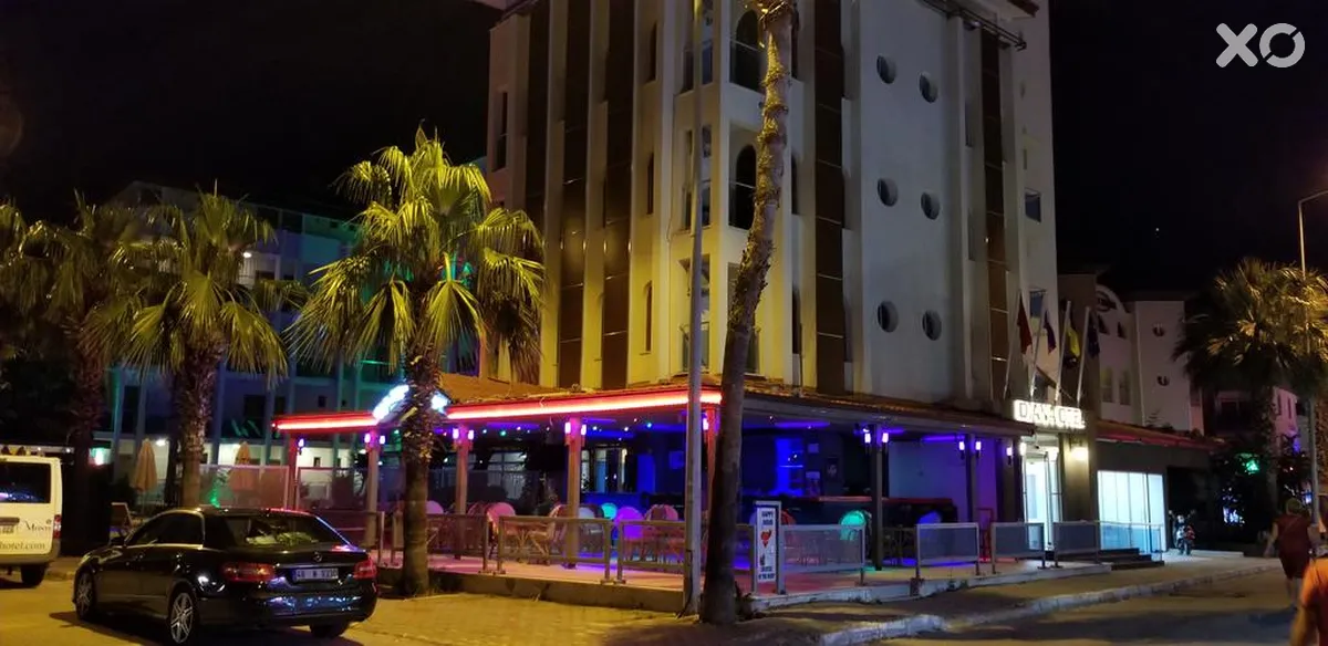 Astoria Beach Hotel