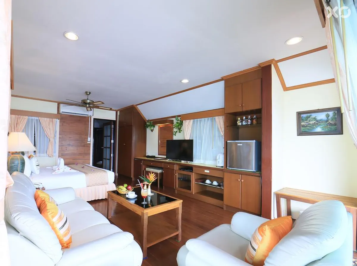 Sunset Village Beach Resort