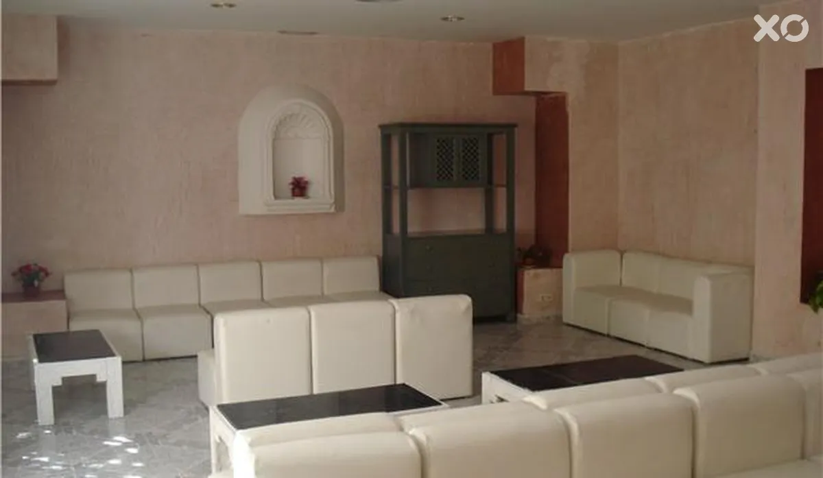 Cassandra Hotel