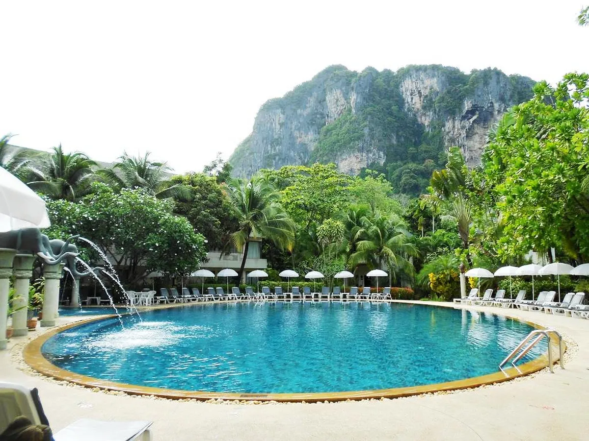 Golden Beach Resort