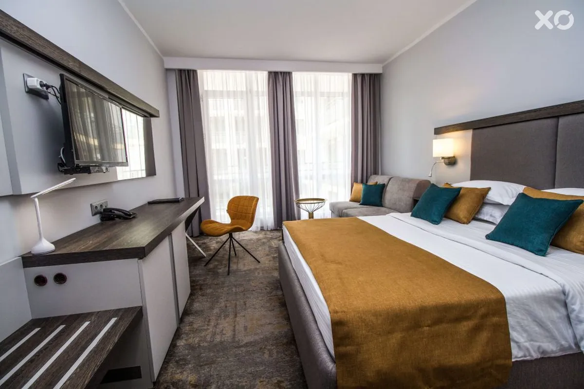 Best Western Plus Premium Inn