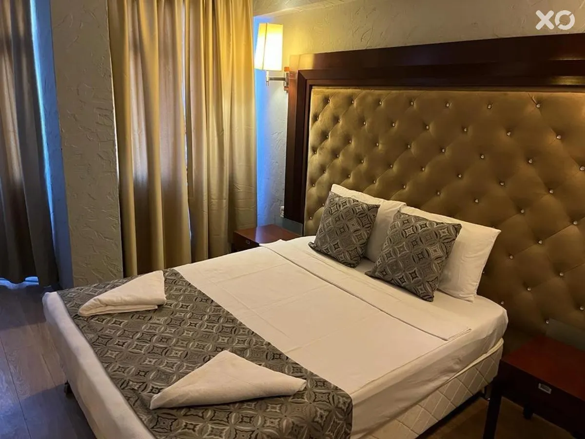 Dionisus Lara Hotel