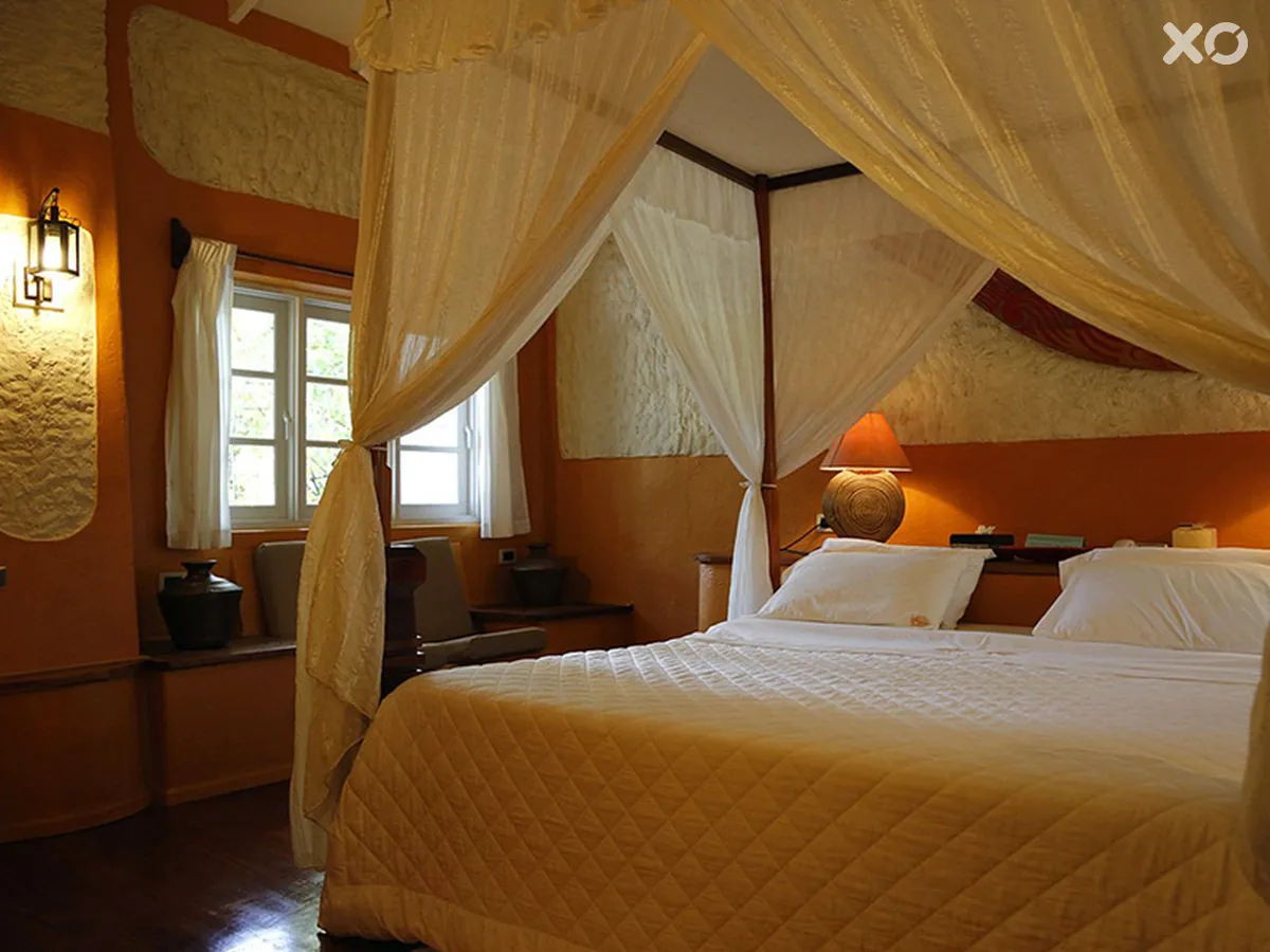 Nika Island Resort