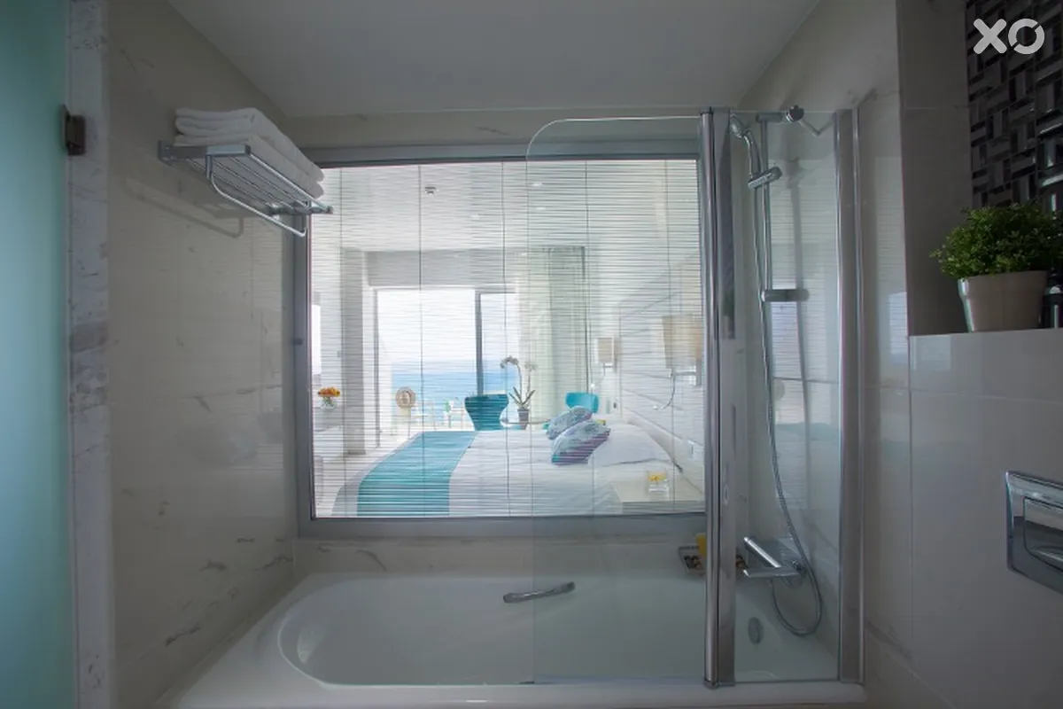 King Evelthon Beach Hotel & Resort