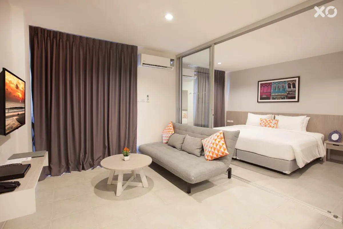 Recenta Suite Phuket Suanluang