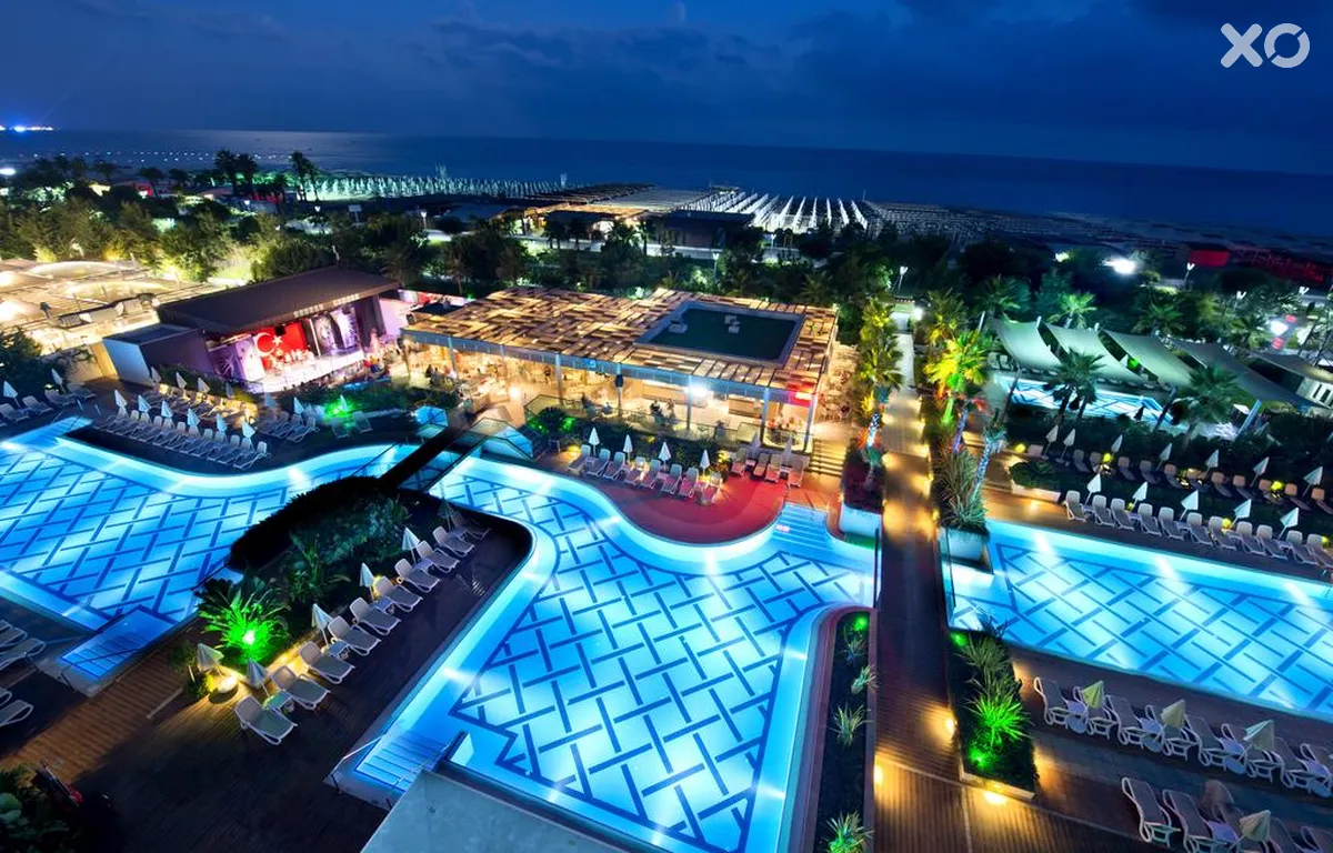 Trendy Verbena Beach