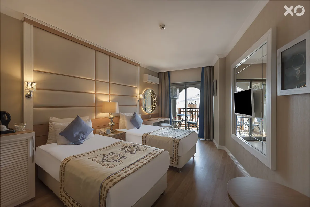 Quattro Beach Spa & Resort Hotel